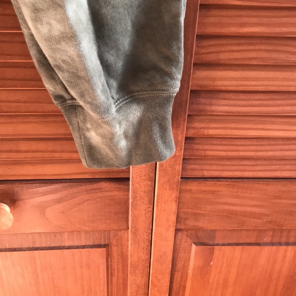 Victoria Secret Pink army green tye die cargo joggers. Size M. NWT. - Picture 8 of 8